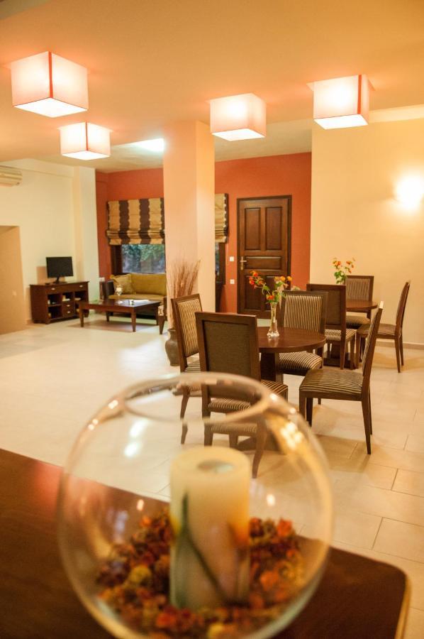 Polichni Hotel Leonídio Kültér fotó