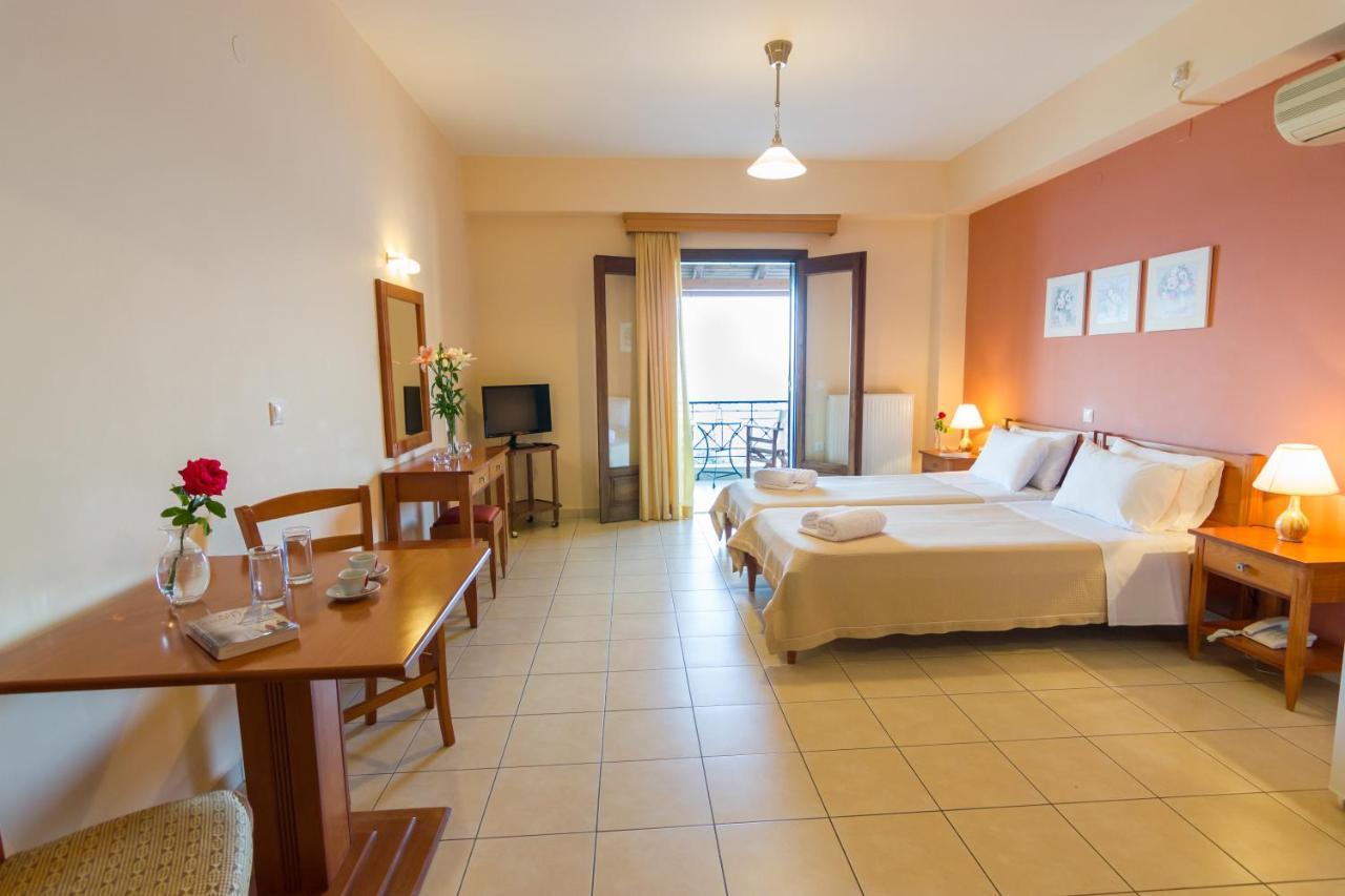 Polichni Hotel Leonídio Kültér fotó